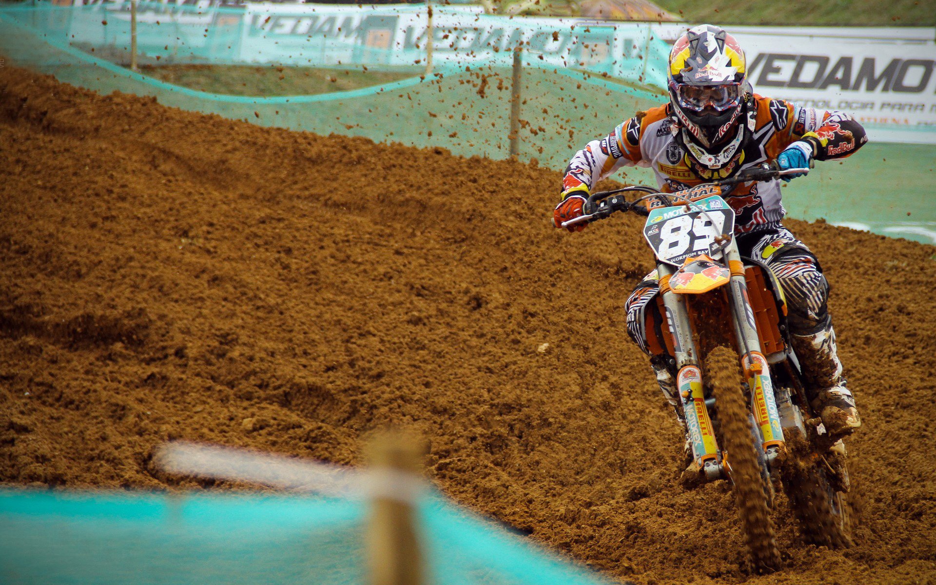 库里家庭篮球挑战赛引发网友模仿，库里家人