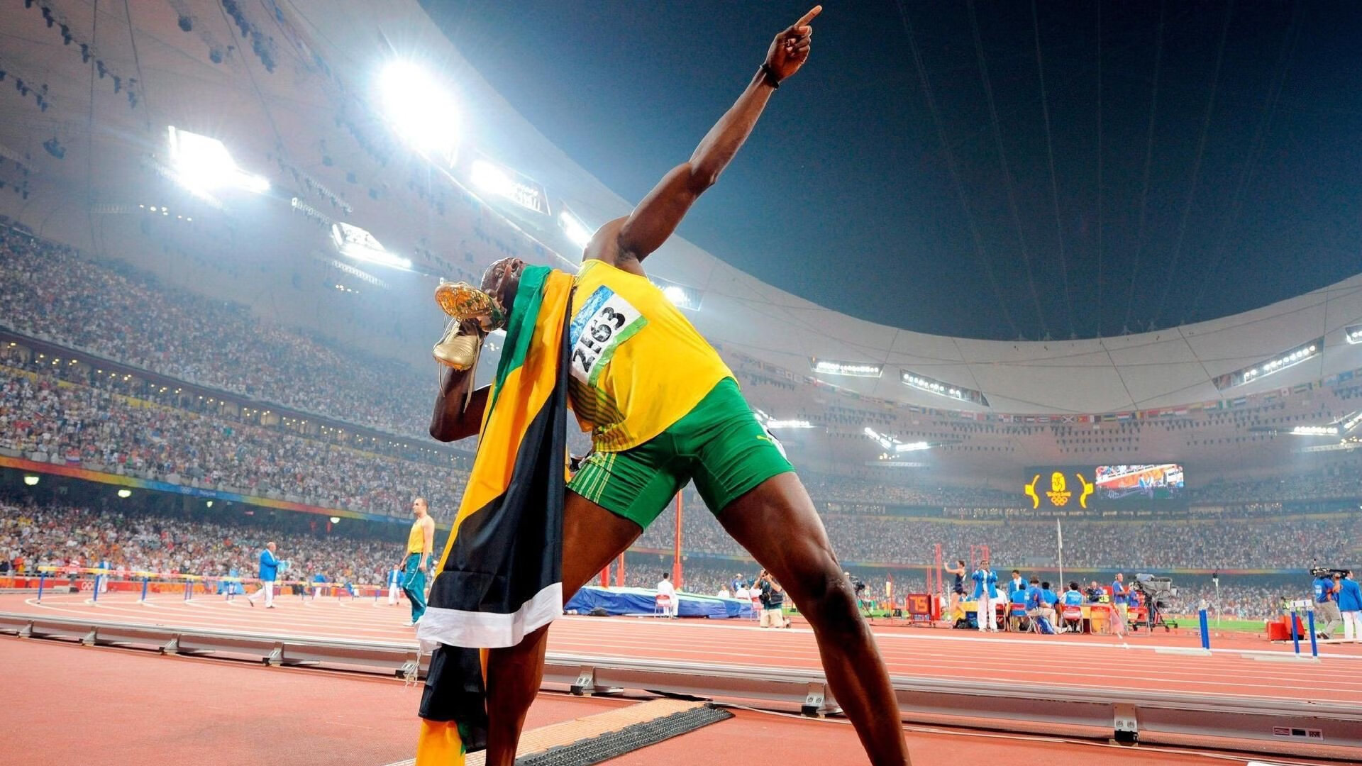 欧洲杯巅峰角逐：战术变化带来新惊喜，欧洲杯火爆